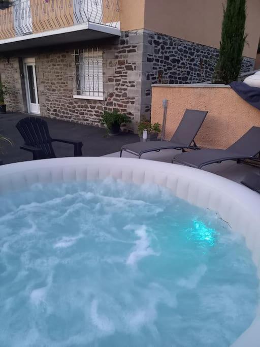 Appartement En Aveyron Aubin  Exterior foto